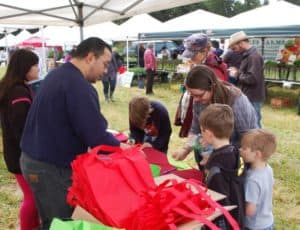 yelm farmers market